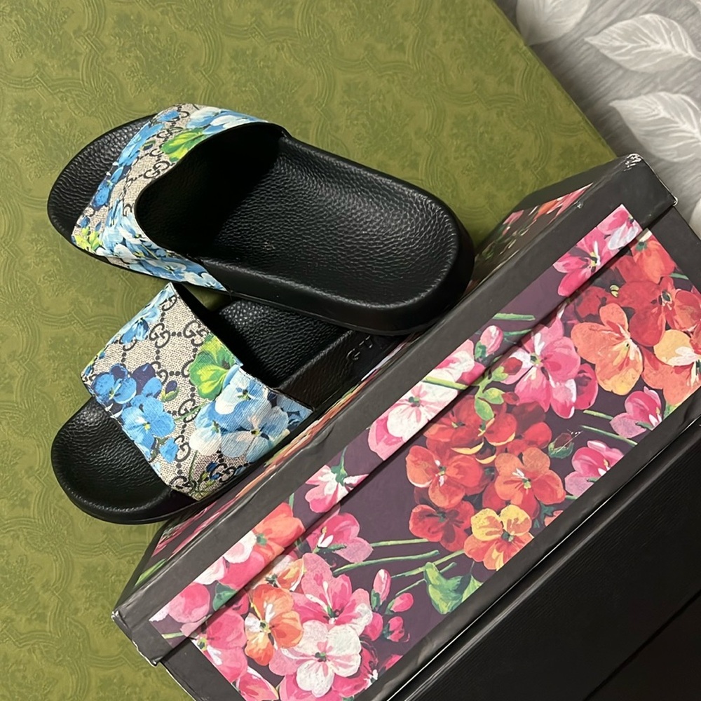 Gucci Bétis Giamour/Bs Gucci size 37 or 7/12